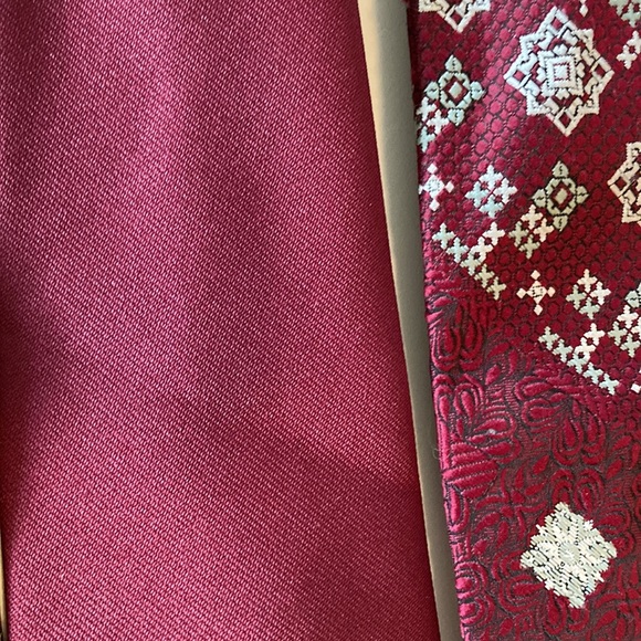 Assorted silk ties 4 in group - Picture 5 of 8